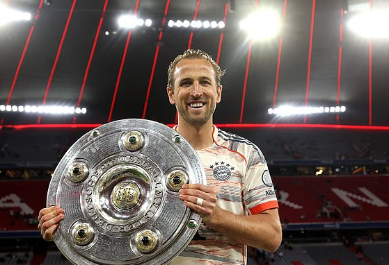 凯恩回应欧文批评:加盟拜仁不只为冠军,能在欧冠世俱杯奋战