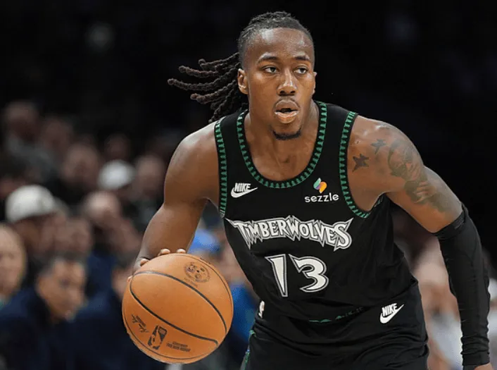 开云app下载-爱德华兹&amp;amp;迪温琴佐伤退，多森姆43分带领森林狼3-1领先掘金